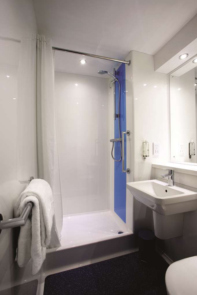 Travelodge Ashford Номер фото